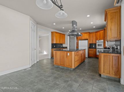 1985 E Valley Road, Minden, NV 89423 Photo