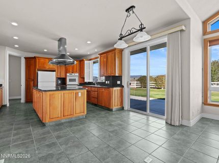 1985 E Valley Road, Minden, NV 89423 Photo