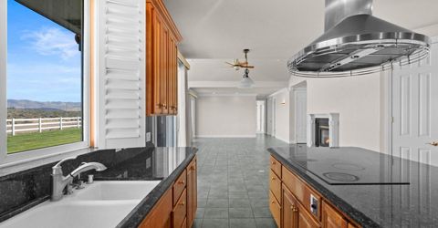 1985 E Valley Road, Minden, NV 89423 Photo