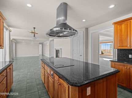 1985 E Valley Road, Minden, NV 89423 Photo