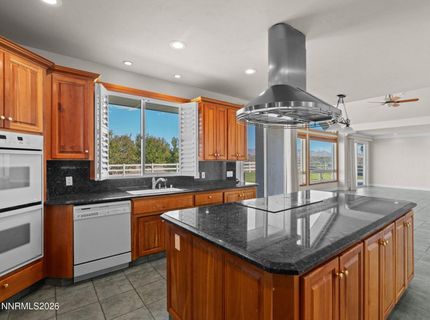 1985 E Valley Road, Minden, NV 89423 Photo