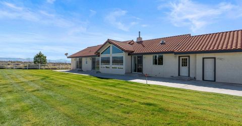 1985 E Valley Road, Minden, NV 89423 Photo
