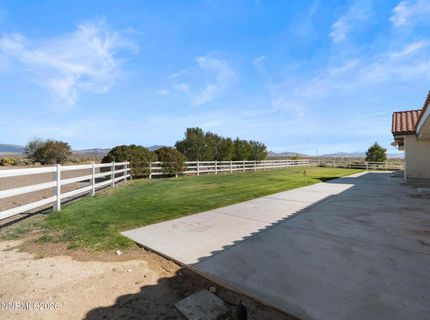 1985 E Valley Road, Minden, NV 89423 Photo