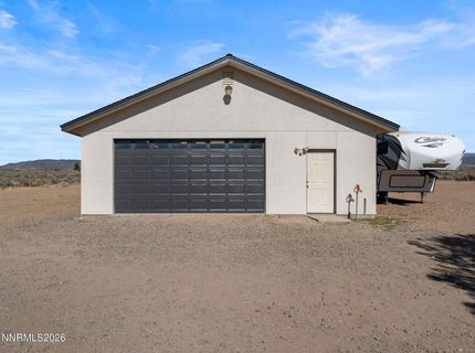 1985 E Valley Road, Minden, NV 89423 Photo