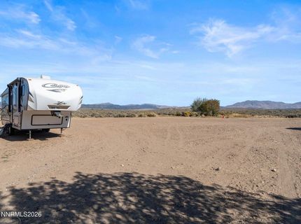 1985 E Valley Road, Minden, NV 89423 Photo