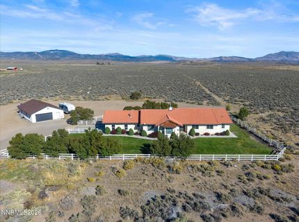 1985 E Valley Road, Minden, NV 89423 Photo