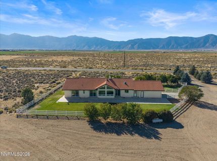 1985 E Valley Road, Minden, NV 89423 Photo