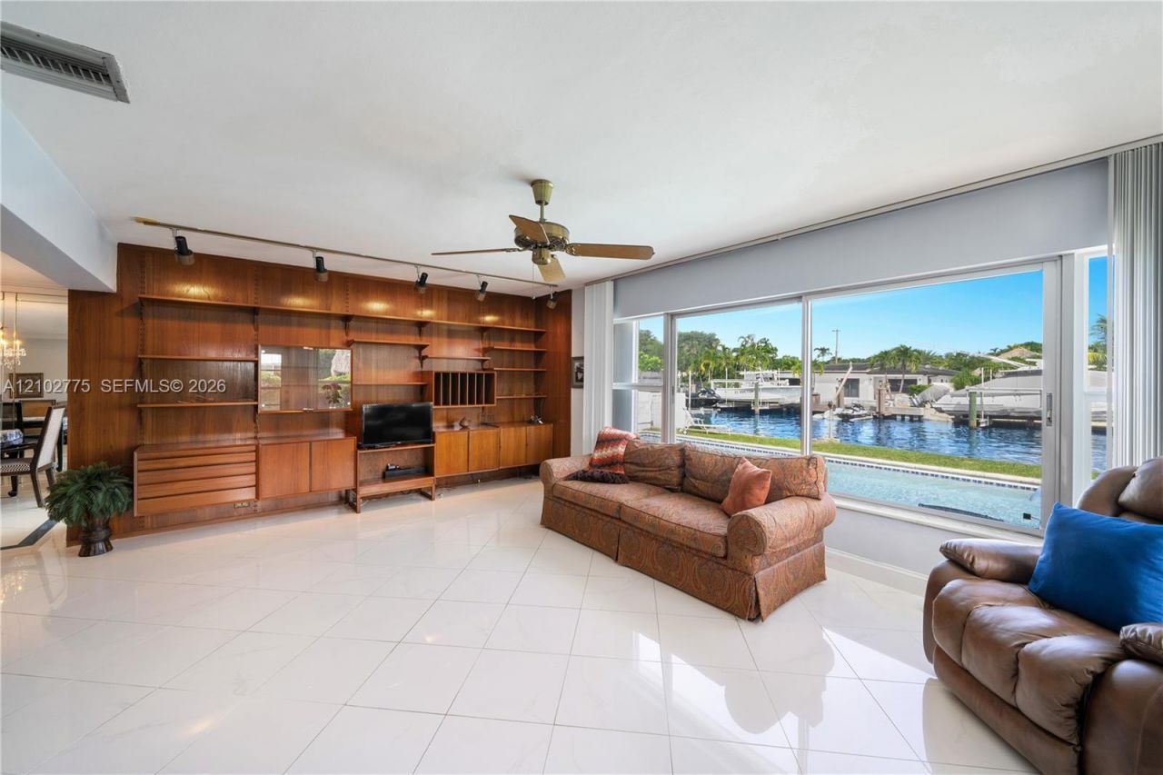 12805 Maple Rd , North Miami, FL 33181 Photo