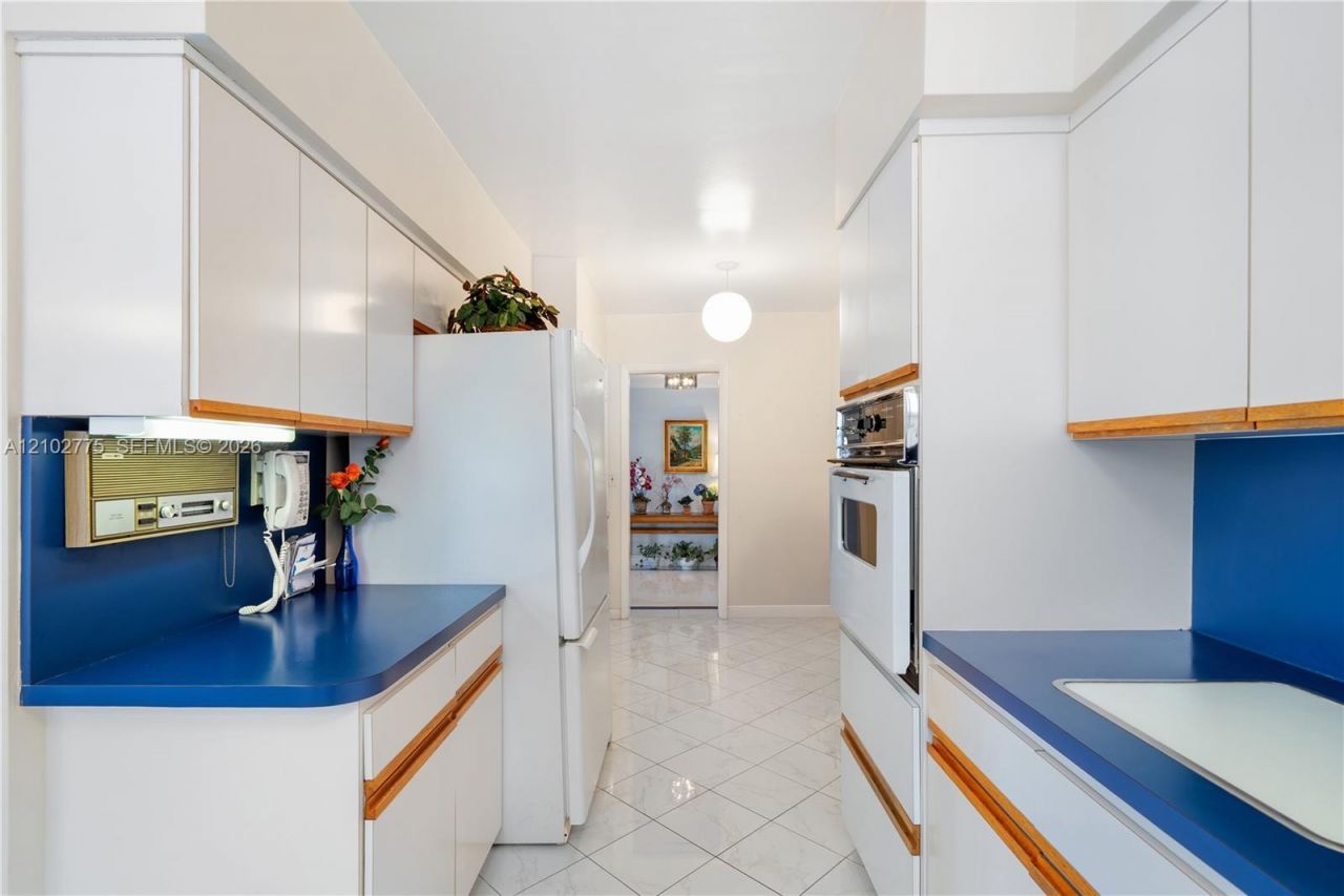 12805 Maple Rd , North Miami, FL 33181 Photo