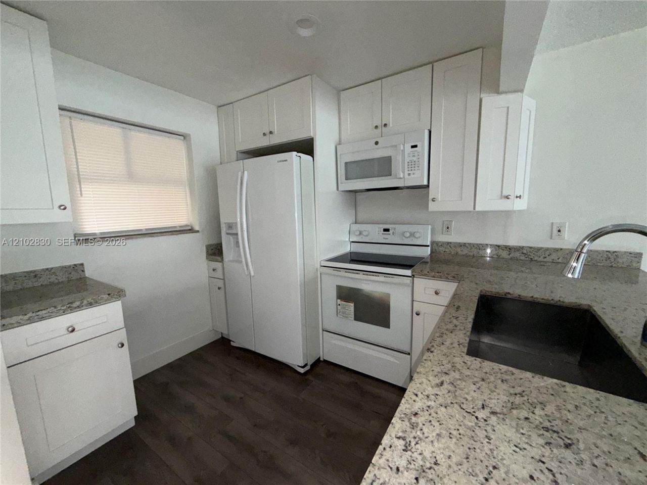 300 NE 125th St , Unit 205, North Miami, FL 33161 Photo