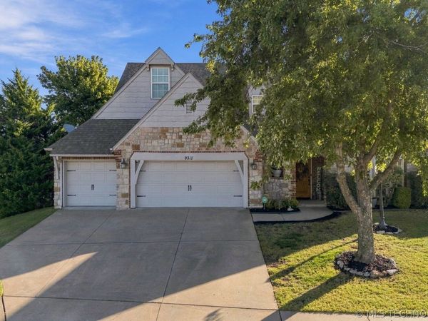 9311 98th East Court , Owasso, OK 74055