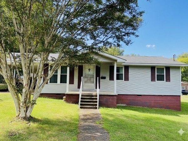 1011 Massengill St , Winchester, TN 37398