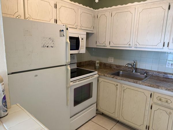 332 DOVER B, West Palm Beach, FL 33417