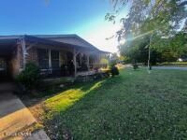 302 Mathis Avenue , Obion, TN 38240
