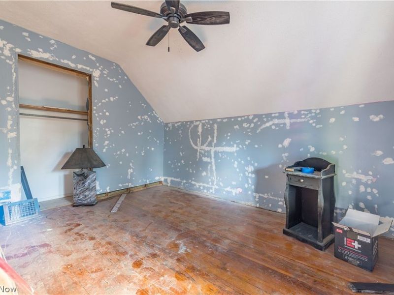 4207 Bucyrus Avenue, Cleveland, OH 44109 Photo 26