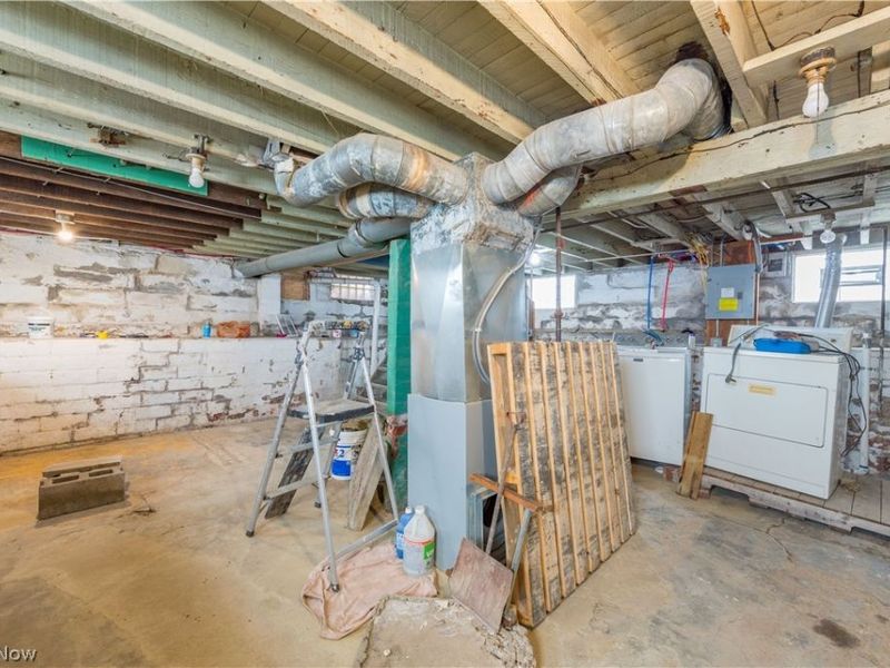 4207 Bucyrus Avenue, Cleveland, OH 44109 Photo 36