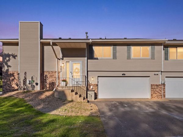 4492 Clover Lane, Eagan, MN 55122