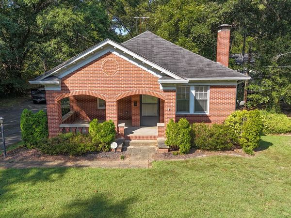 142 Jackson Street, Newnan, GA 30263