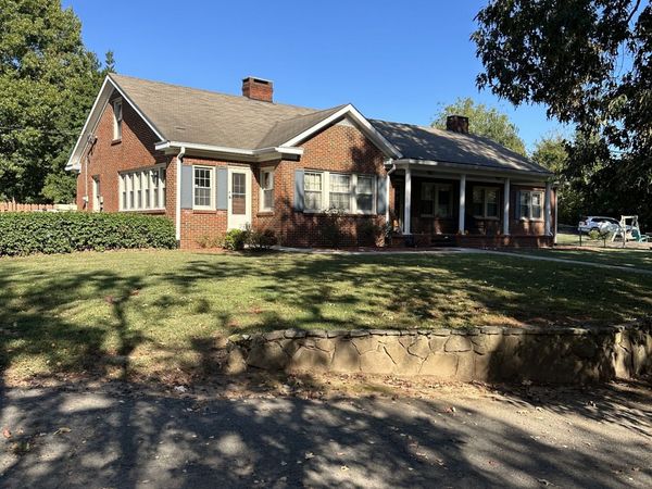 1893 Beersheba Hwy , McMinnville, TN 37110