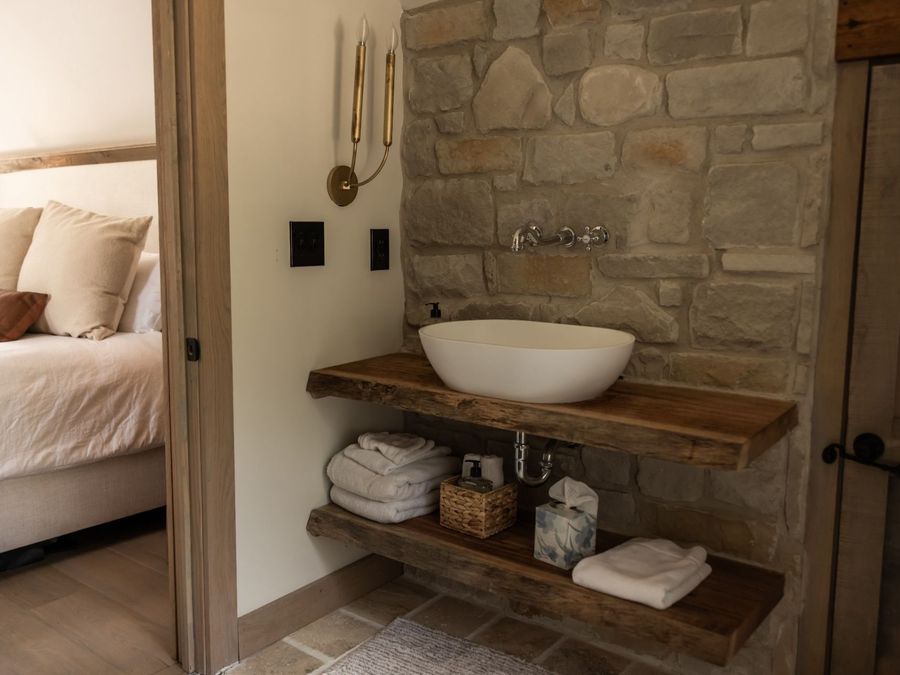 Property Image 100