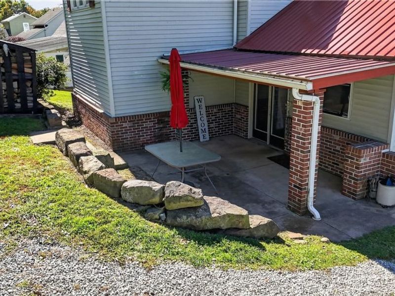 336 Upper Railroad Street, Killbuck, OH 44637 Photo 4