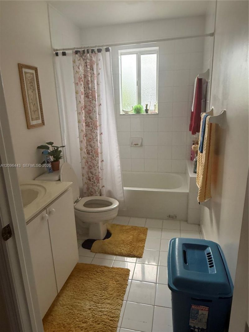 5655 NW 109th Ave , Unit 58, Doral, FL 33178 Photo