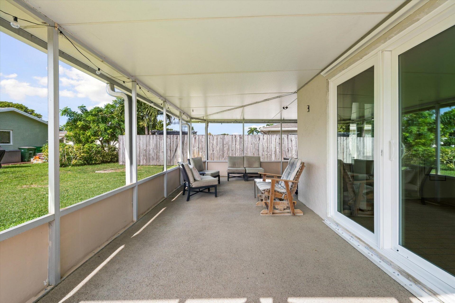 9704 NW 67th Street, Tamarac, FL 33321 Photo
