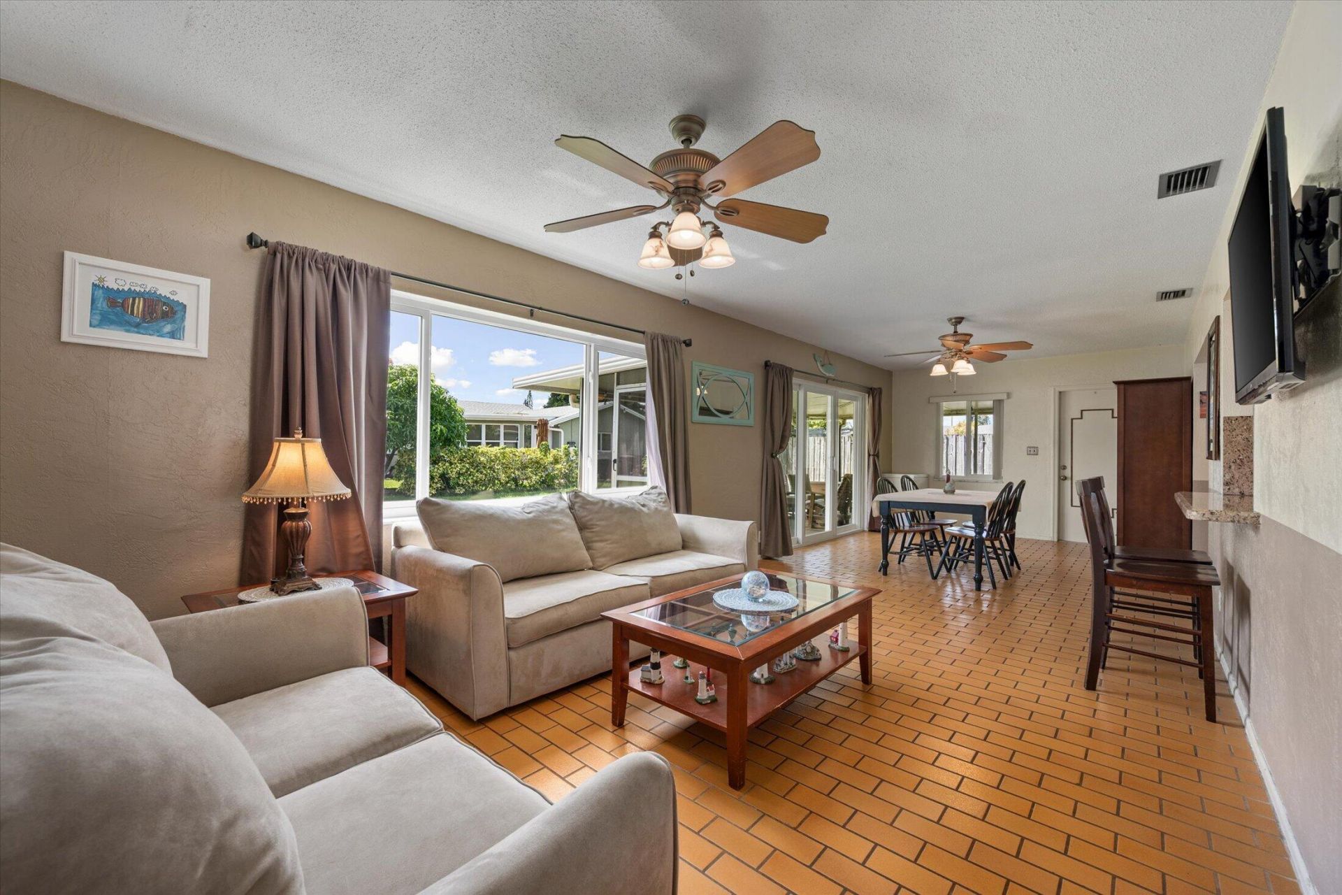 9704 NW 67th Street, Tamarac, FL 33321 Photo