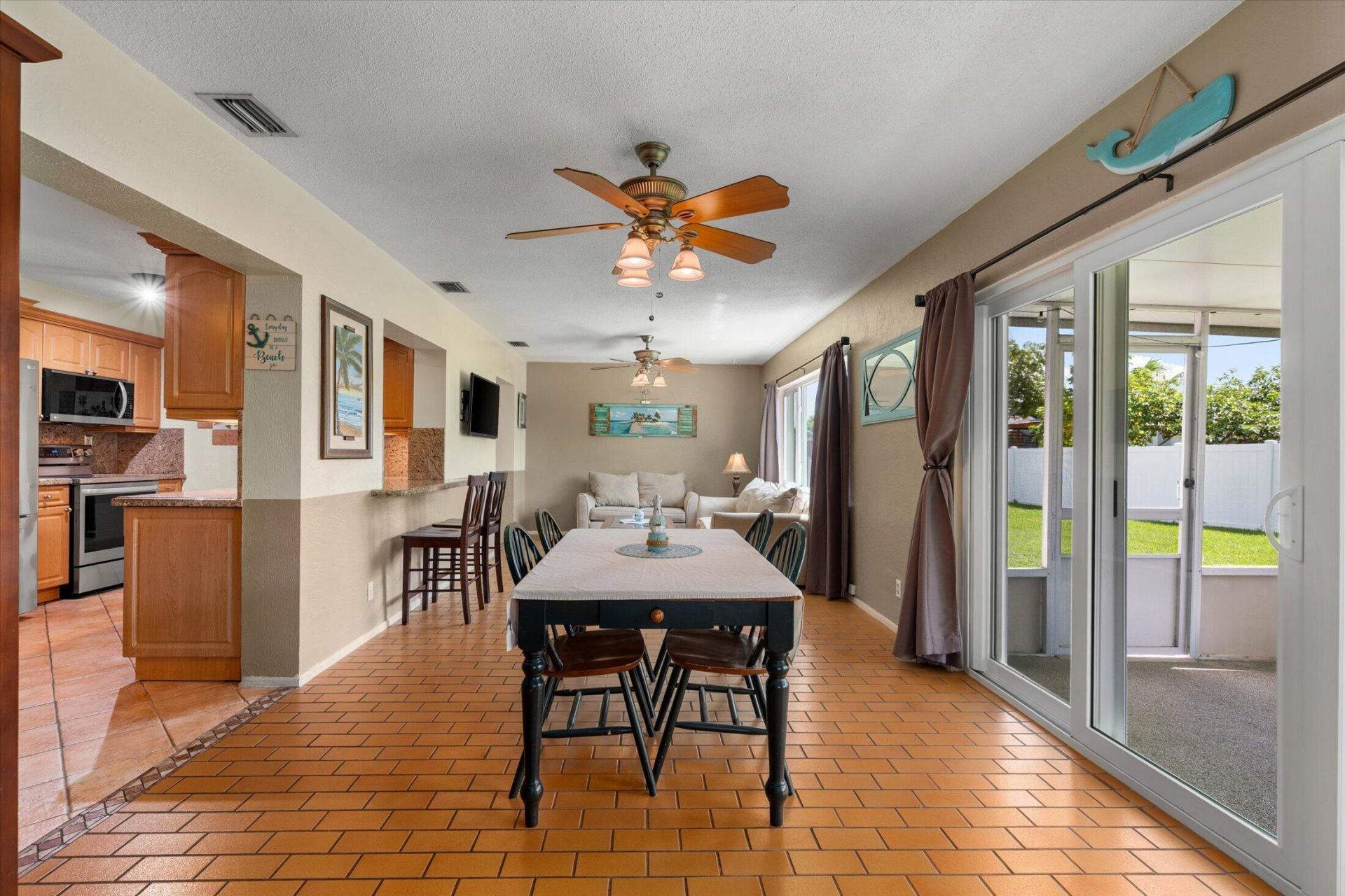 9704 NW 67th Street, Tamarac, FL 33321 Photo