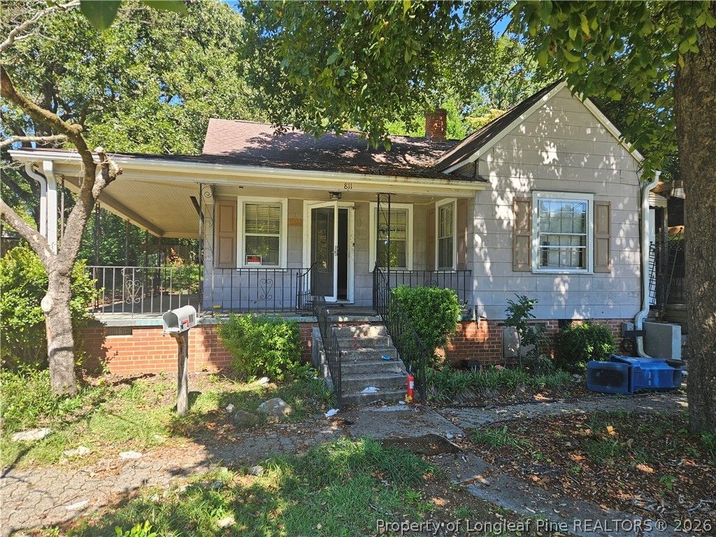 811 Anarine Road, Fayetteville, NC 28303 Main Photo