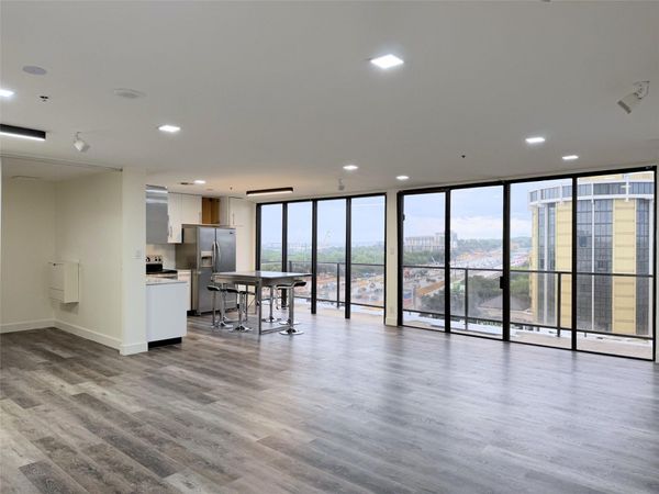 40 N Interstate 35, Unit 8D4, Austin, TX 78701