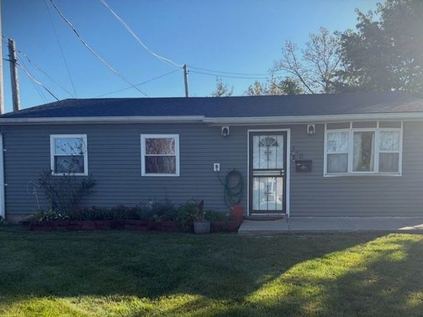 330 Standish Street , Chicago Heights, IL 60411