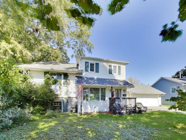 1637 Beecher Avenue, Wheaton, IL 60187
