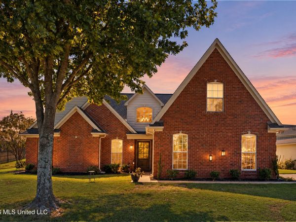 109 Ethelyn Smith Drive, Senatobia, MS 38668