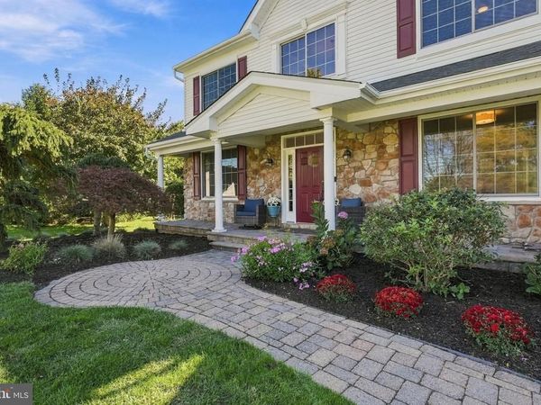 47 VENUTI DRIVE, ASTON, PA 19014