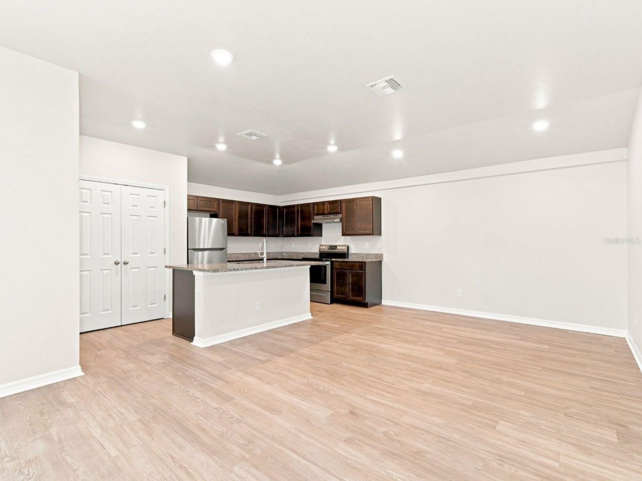 374 Urbana Street , Lehigh Acres, FL 33972 Photo