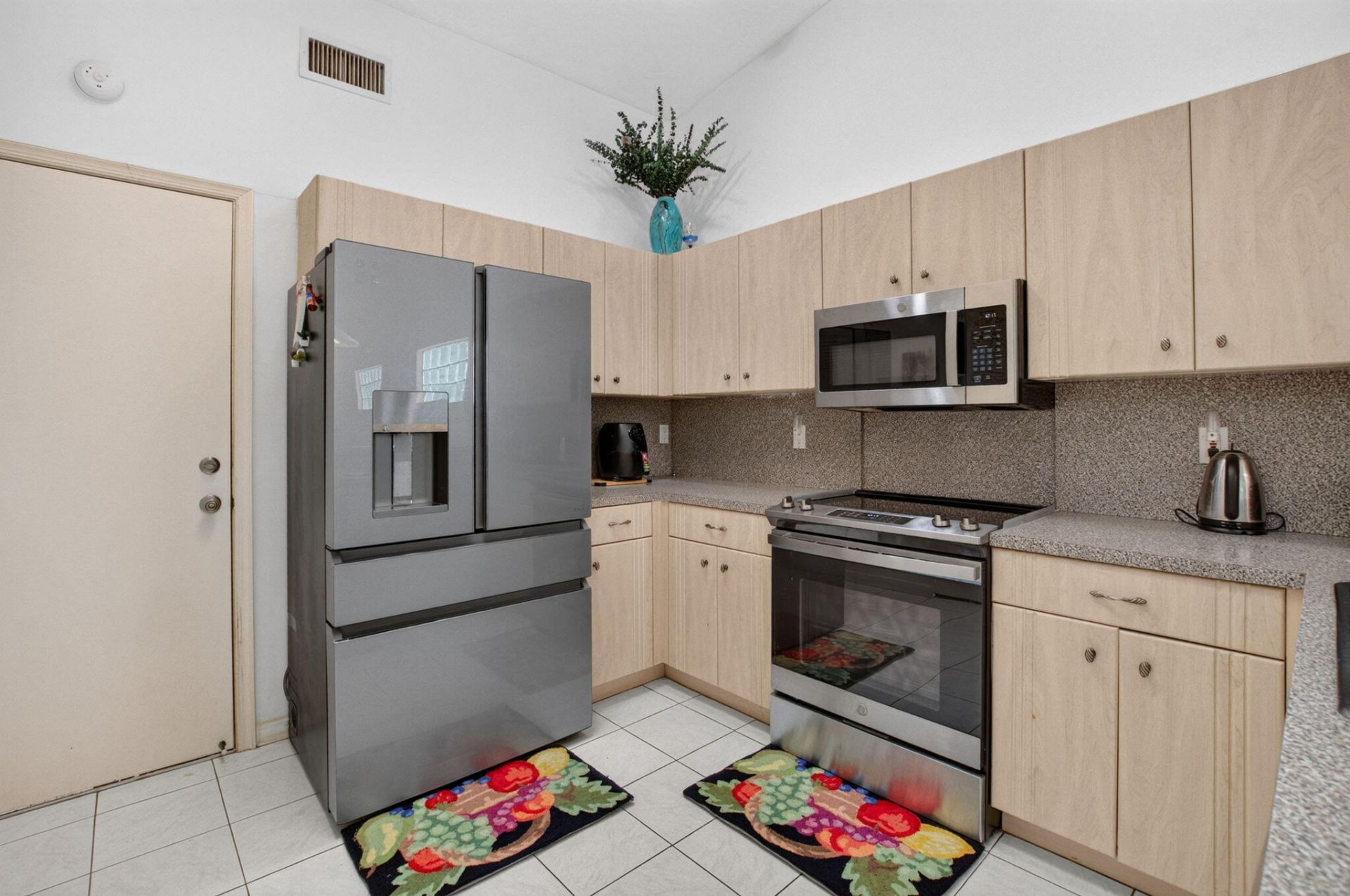 9678 Harbour Lake Circle, Boynton Beach, FL 33437 Photo