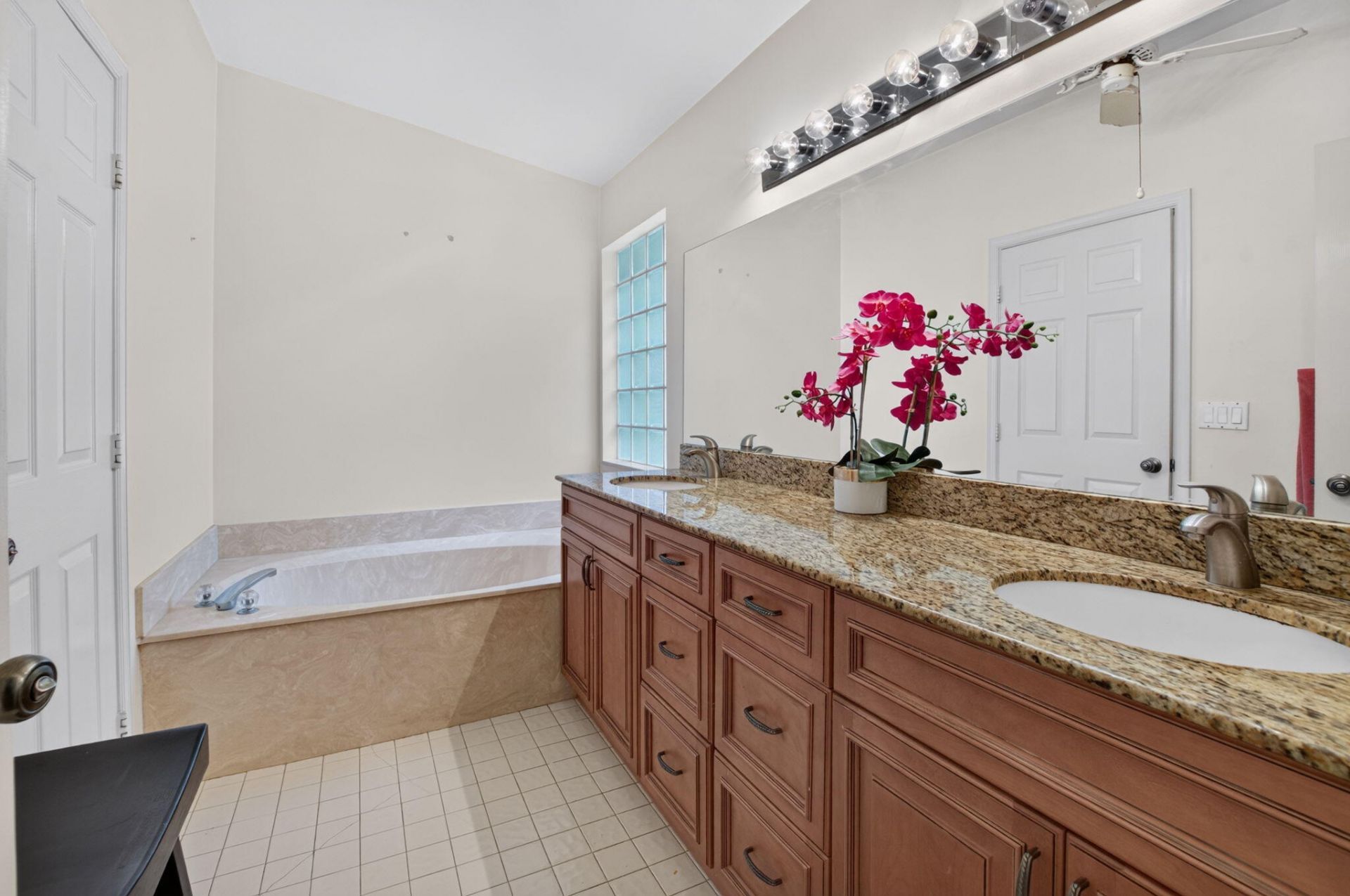 9678 Harbour Lake Circle, Boynton Beach, FL 33437 Photo