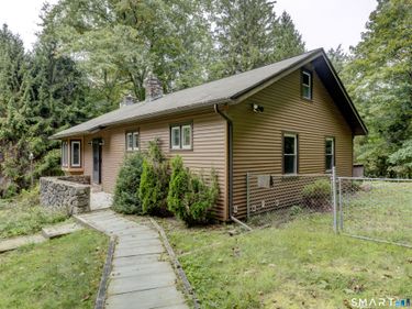 326 West , Morris, CT 06763