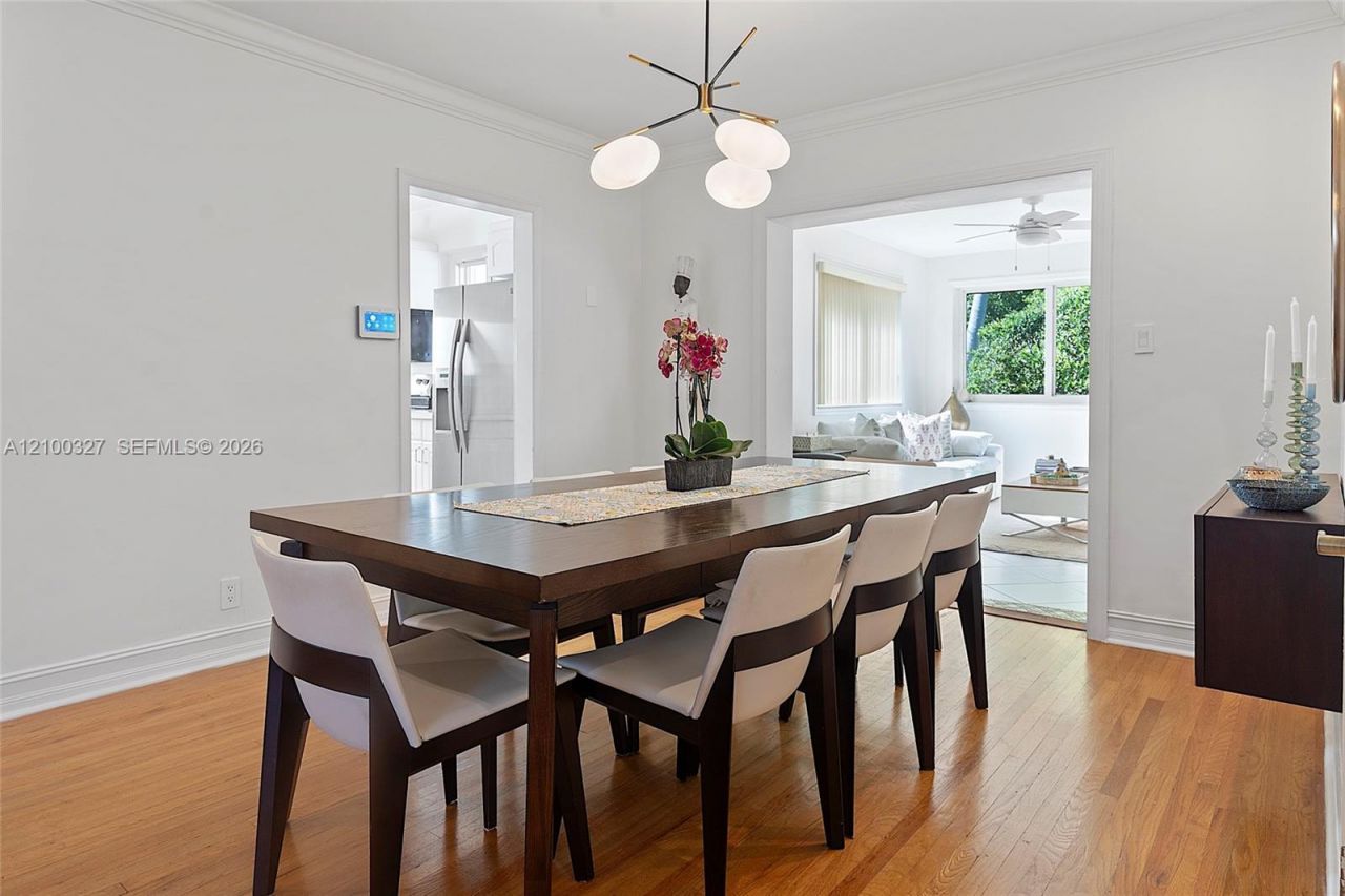 43 Malaga Ave, Coral Gables, FL 33134 Photo