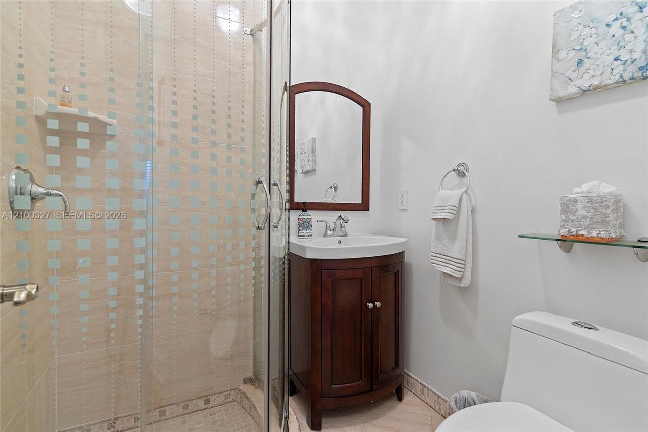 43 Malaga Ave, Coral Gables, FL 33134 Photo