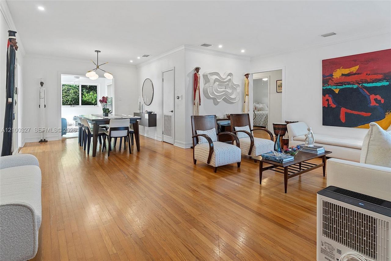 43 Malaga Ave, Coral Gables, FL 33134 Photo