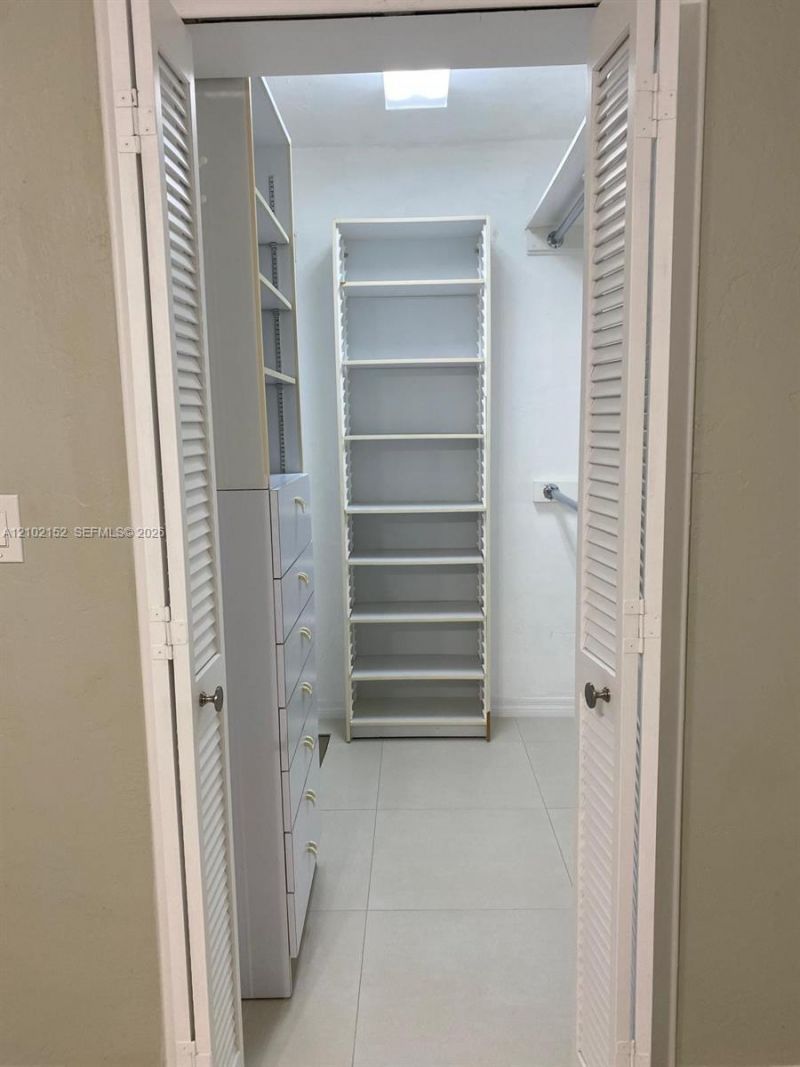 467 W 43rd Pl, Hialeah, FL 33012 Photo