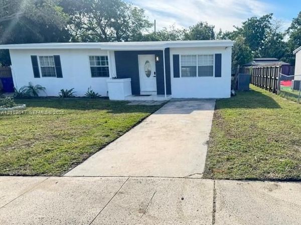 1100 NW 11th Pl , Fort Lauderdale, FL 33311