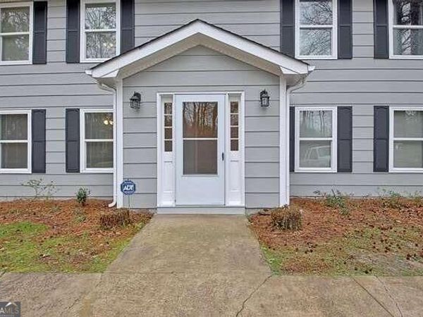 131 Valleywood B Road, Tyrone, GA 30290