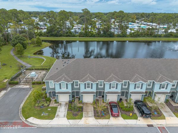 84 Bella Lago Circle, Port Orange, FL 32129