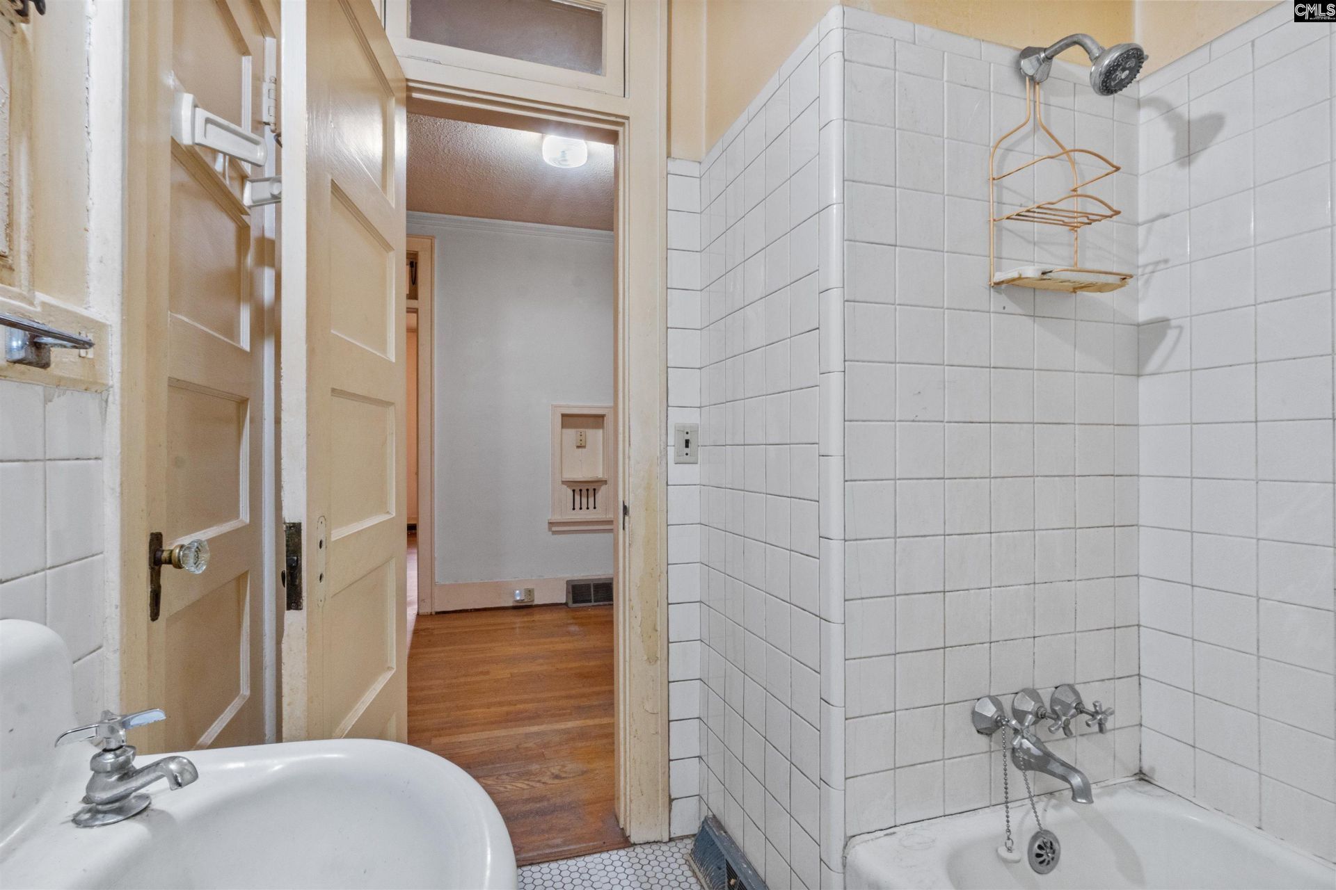 1419 State Street  Photo 24