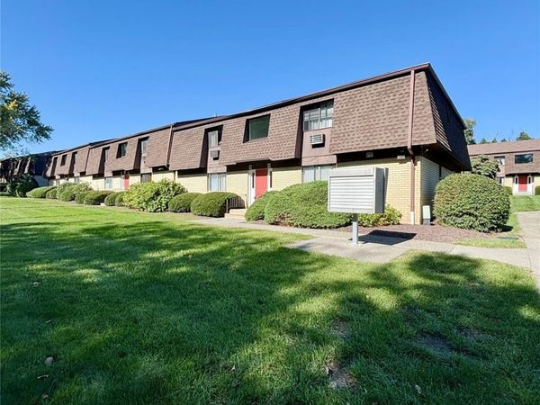 1001 Cherry Hill Drive , Unit 1001, Poughkeepsie, NY 12603