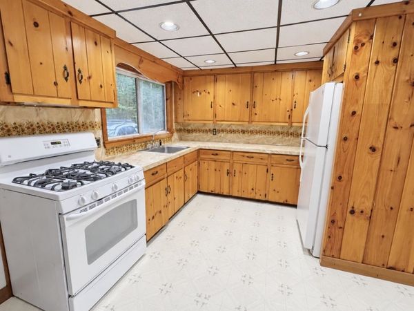 10 Acorn Drive, Ossipee, NH 03864