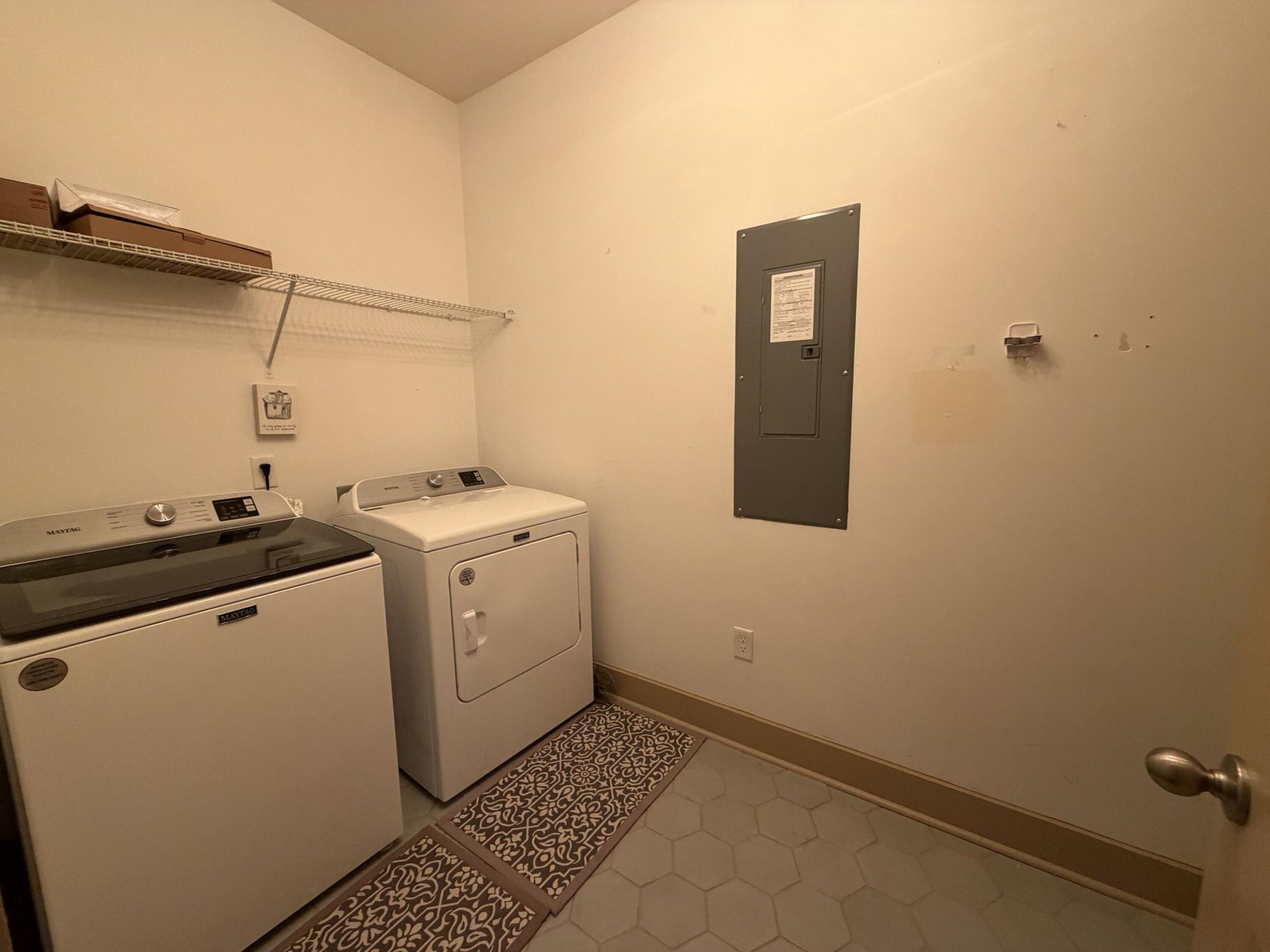 104 Ilderton Street Photo 22